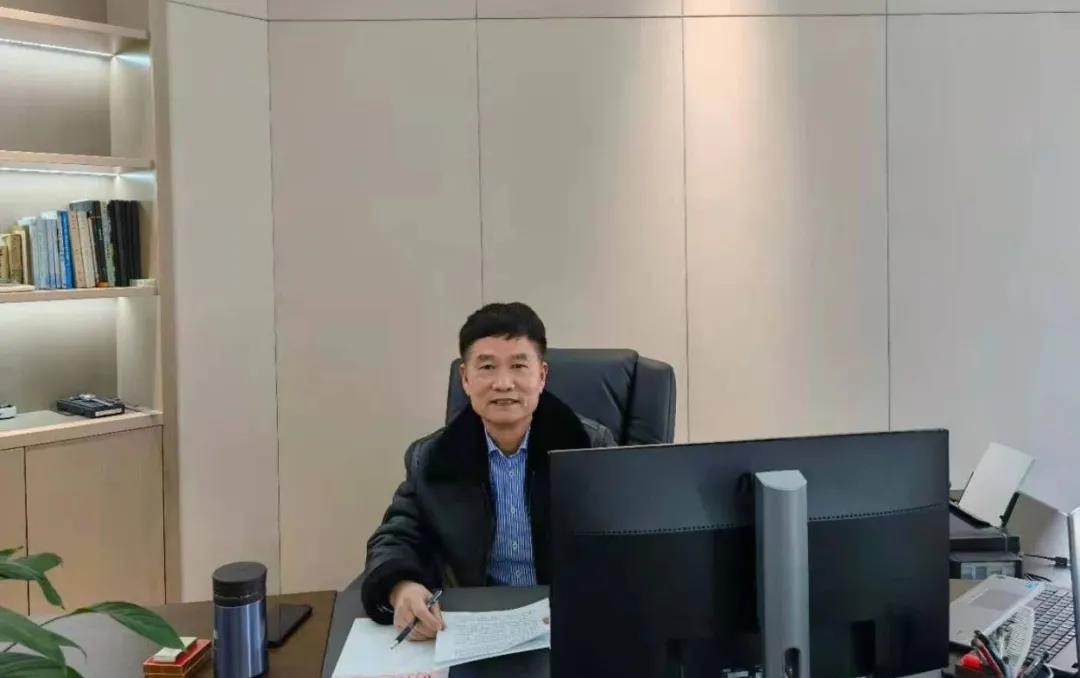 航洋装备制造执行董事发表2021年新年致辞